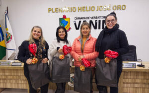Homenagem alusiva ao Dia das Mães